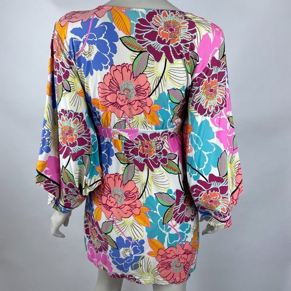 Trina Turk Floral Tunic Swimsuit Cover Up Stretch 3/4 Sleeve Lace‎ Up V-neck - Picture 1 of 9